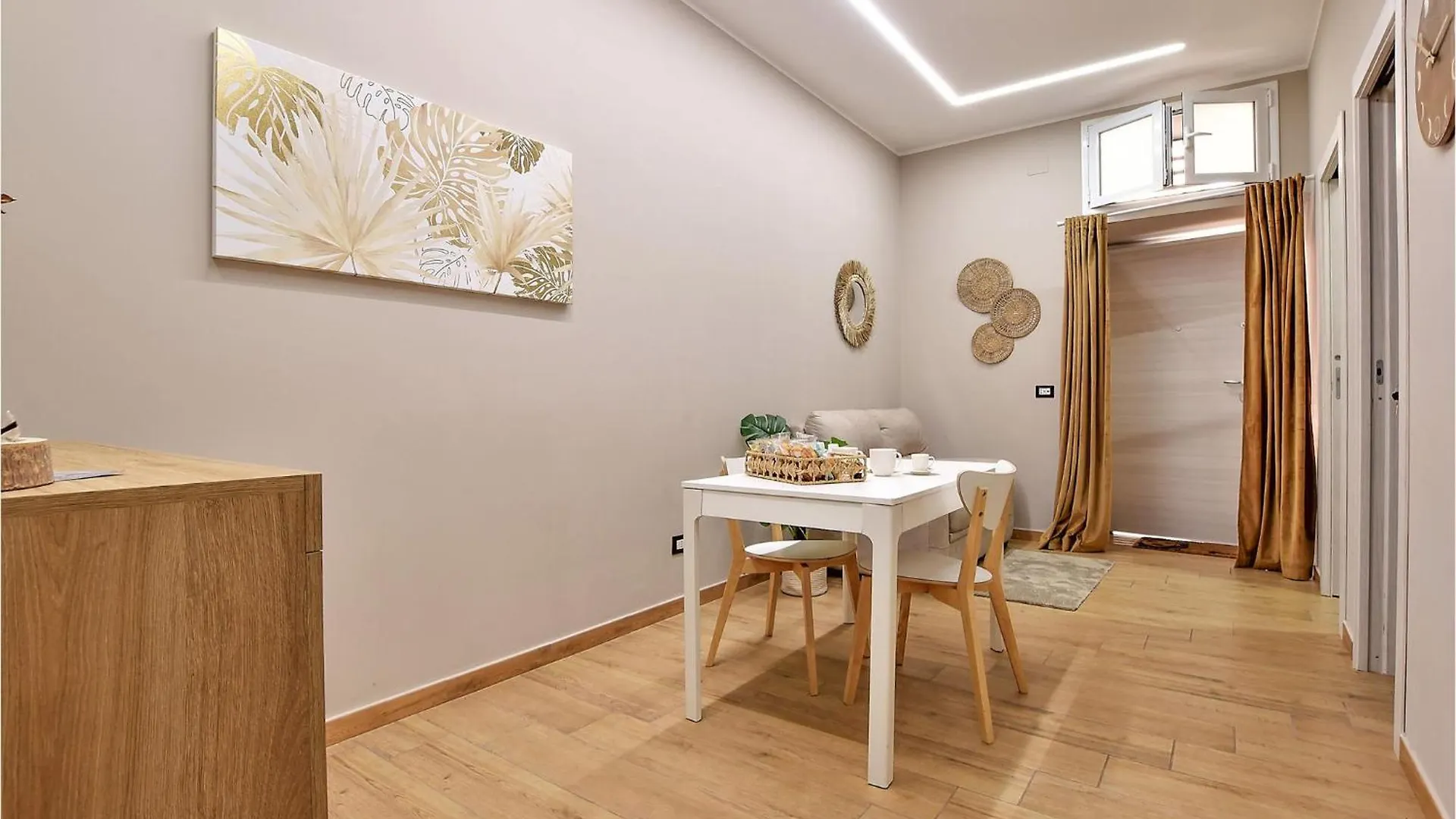 Cozy Home In Catania With Kitchen 0*,  Italy