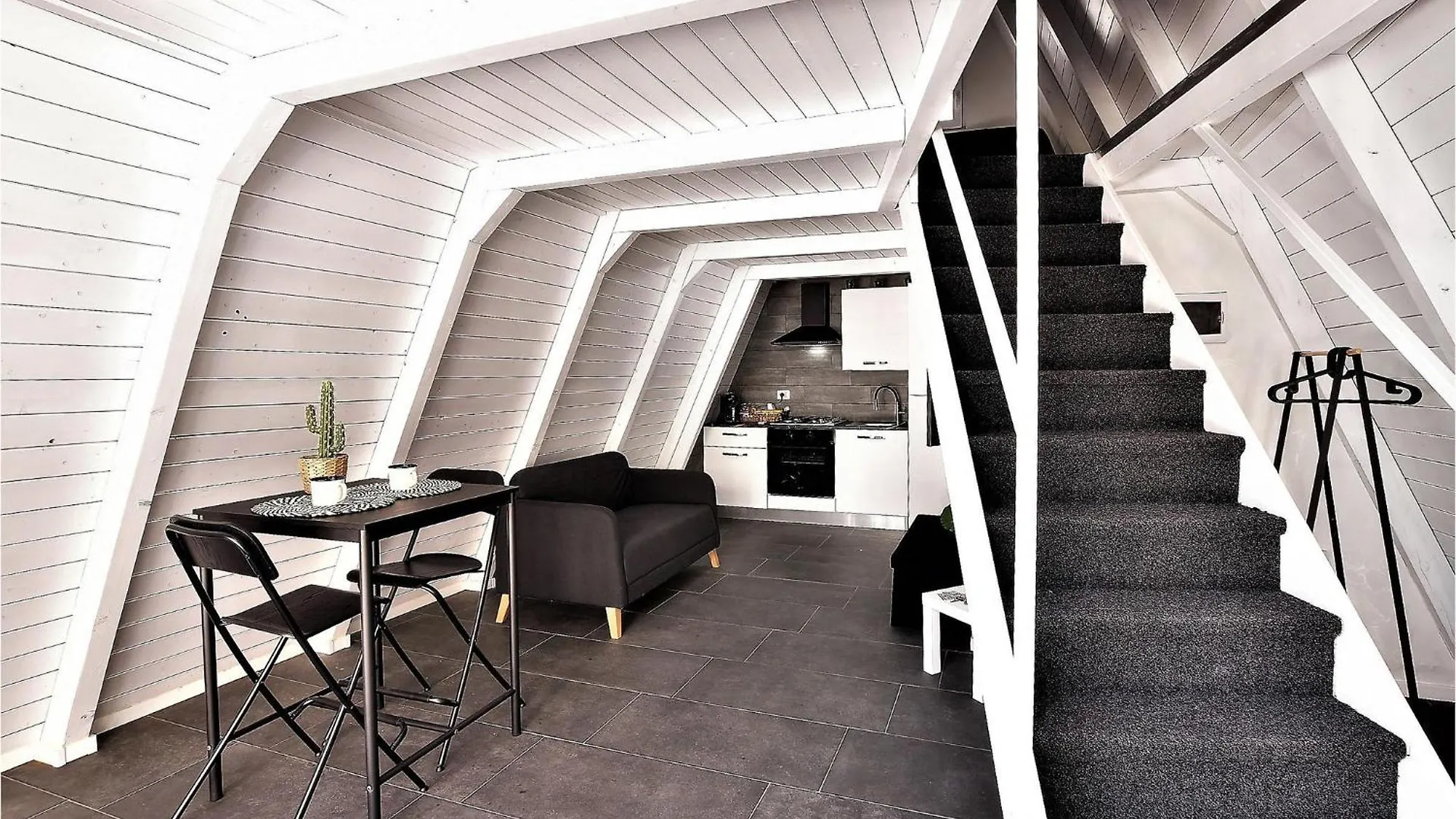 Cozy Home In Catania With Kitchen 0*,  Italy